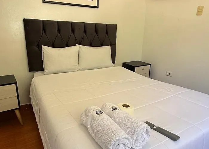 Monaco Guest house *